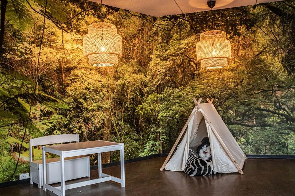 Givskud Zoo Hostel Экстерьер фото